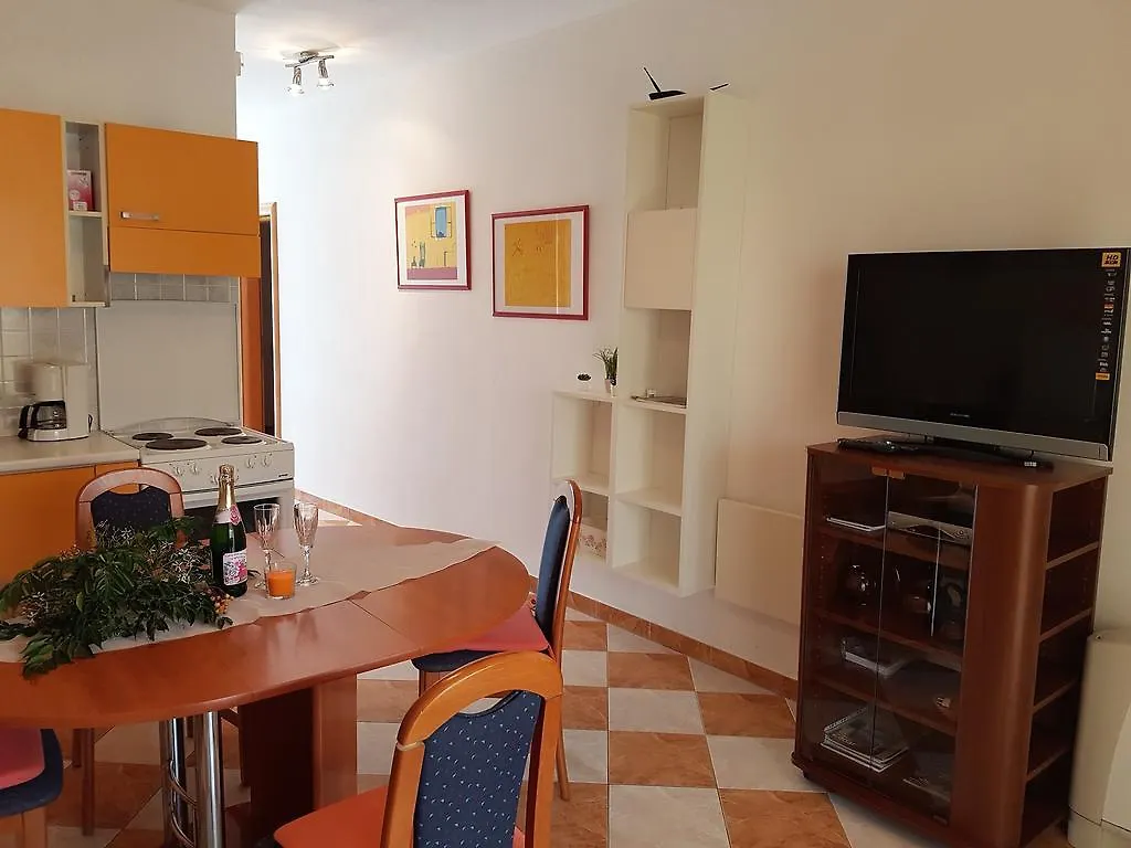 Apartments Anita - Punta Skala Petrcane