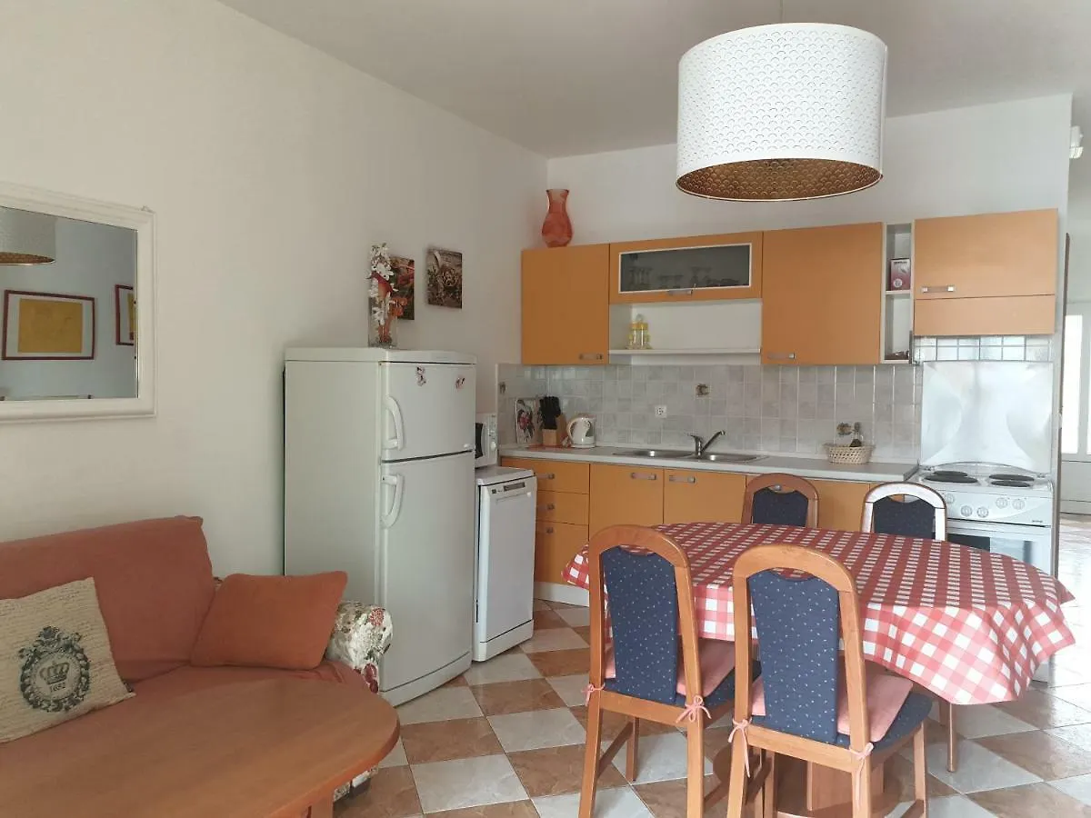 Apartments Anita - Punta Skala Petrcane