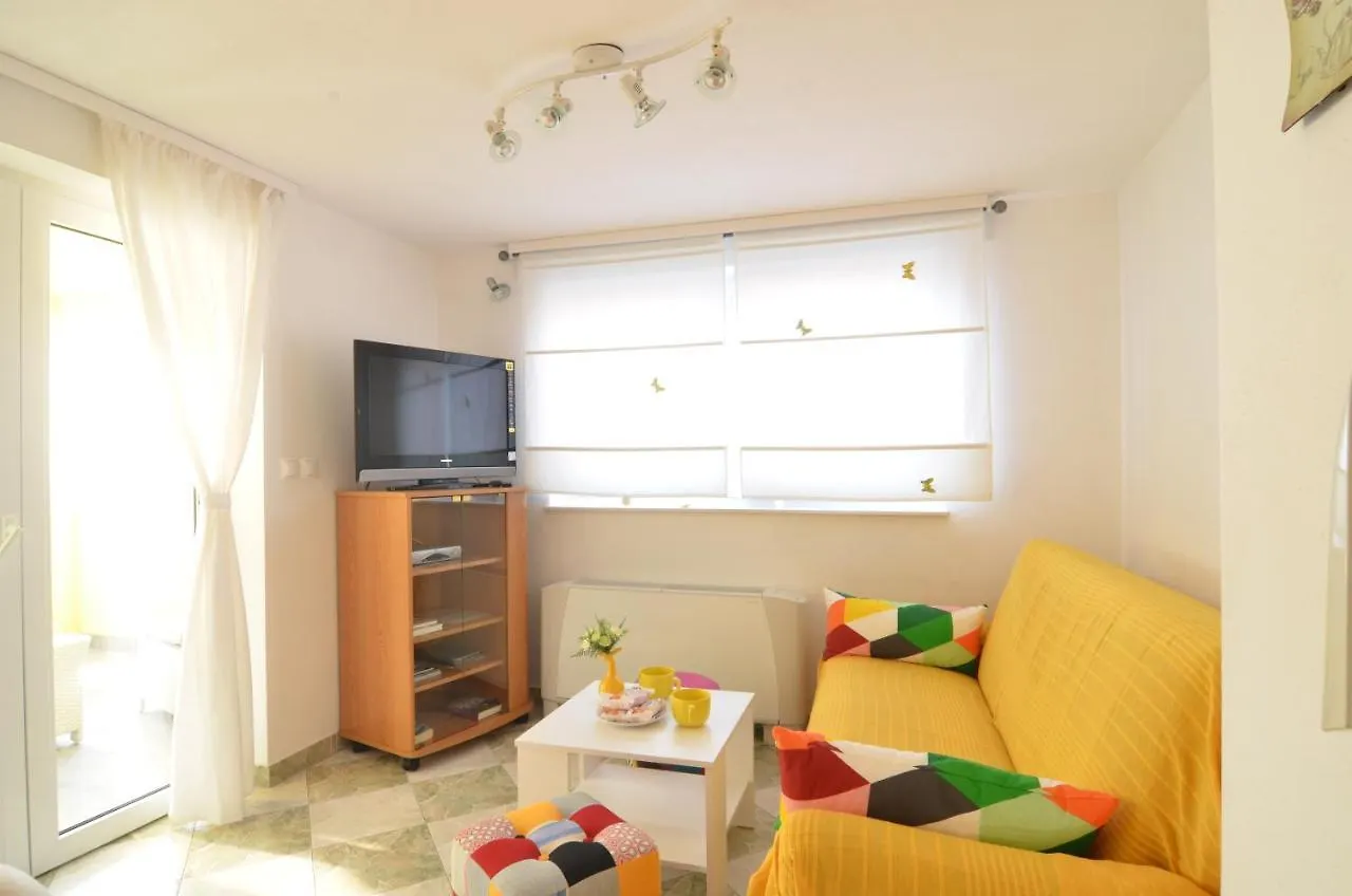 Apartments Anita - Punta Skala Petrčane 0*,