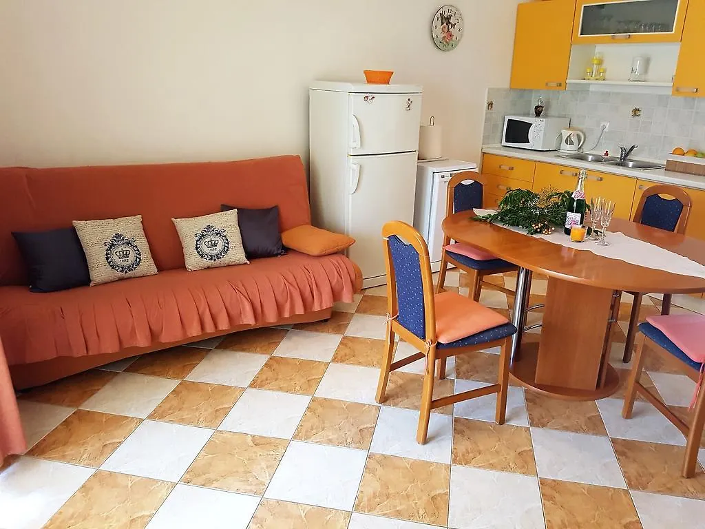 Apartments Anita - Punta Skala Petrčane