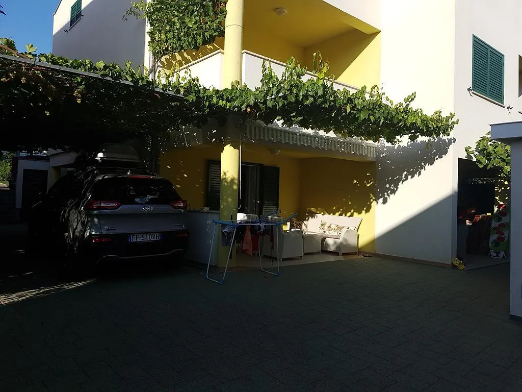 Apartments Anita - Punta Skala Petrčane